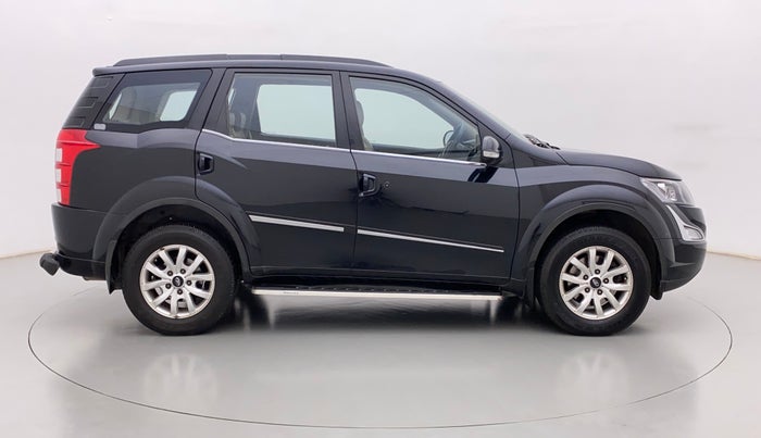 2016 Mahindra XUV500 W10 AWD AT, Diesel, Automatic, 55,591 km, Right Side View