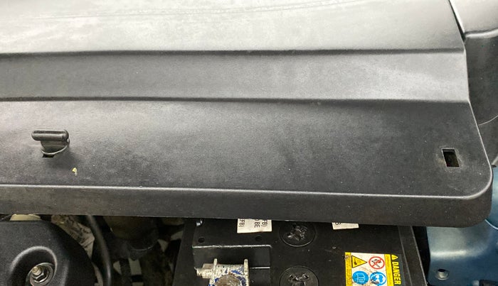 2021 Tata Safari XZA PLUS, Diesel, Automatic, 50,416 km, Bonnet (hood) - Cowl vent panel has minor damage