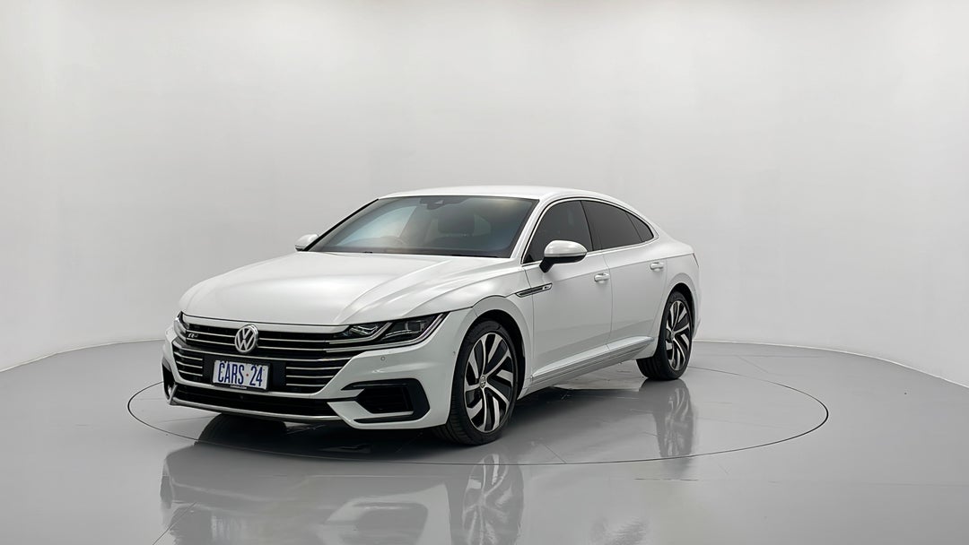 Left Front Diagonal (45- Degree) View