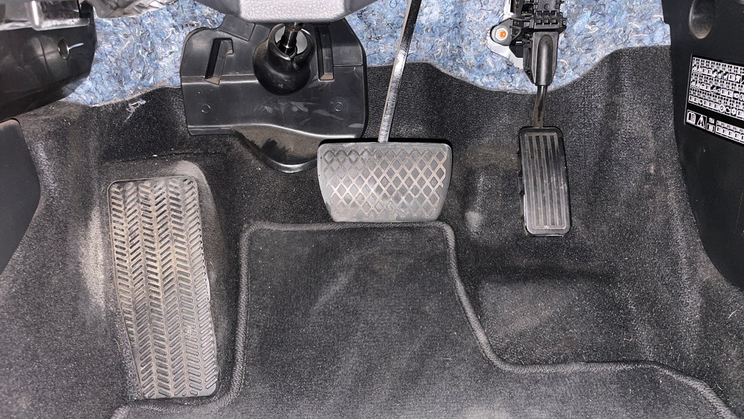 2017 Honda Civic Vti, Automatic, 99020 km, Pedals and Footmat