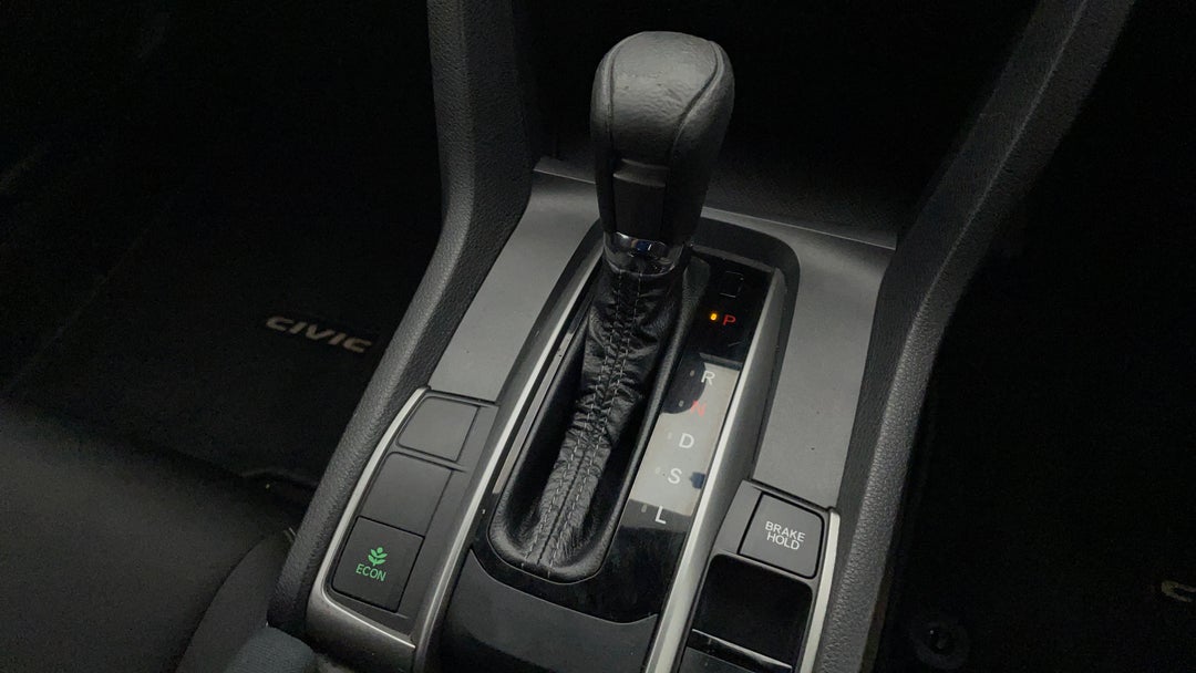 2017 Honda Civic Vti, Automatic, 99020 km, Gear Lever 