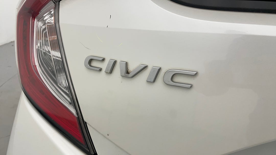 2017 Honda Civic Vti, Automatic, 99020 km, Badge (Boot Left Side)