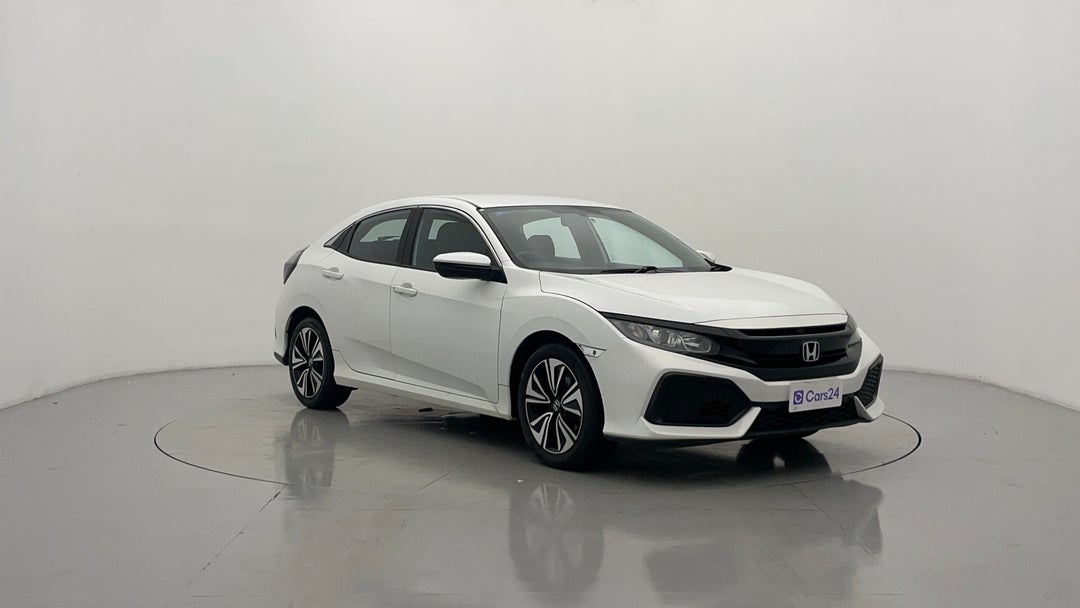 2017 Honda Civic Vti, Automatic, 99020 km, Right Front Diagonal (45- Degree) View