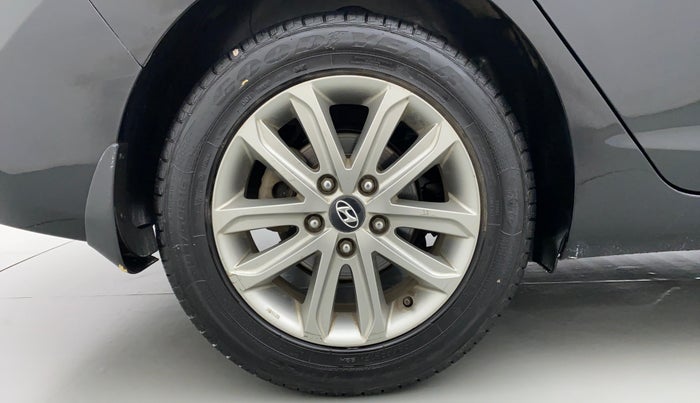 2015 Hyundai New Elantra SX 1.8 AT, Petrol, Automatic, 47,379 km, Right Rear Wheel
