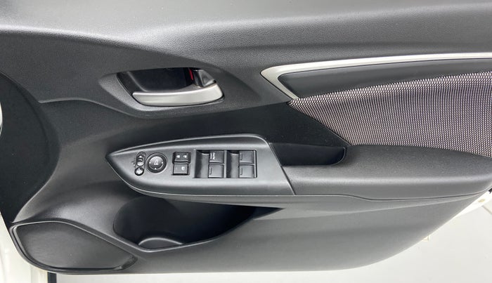 2019 Honda WR-V 1.5 i-DTEC VX MT, Diesel, Manual, 30,092 km, Driver Side Door Panels Control