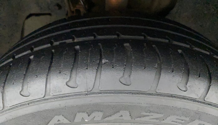 2018 Tata TIAGO NRG PETROL, Petrol, Manual, 69,335 km, Left Front Tyre Tread