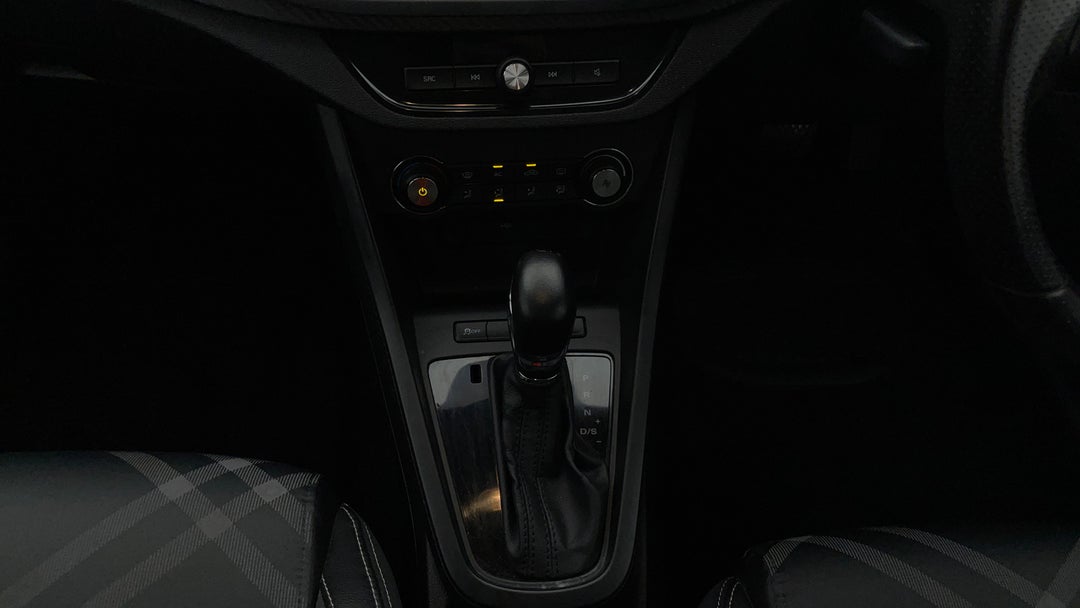 2020 MG Mg3 Auto Excite (with Navigation), Automatic, 58322 km, Gear Lever 