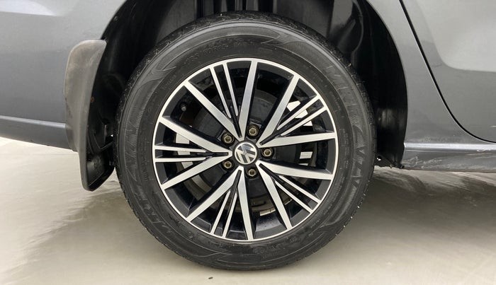 2019 Volkswagen Vento COMFORTLINE MT PETROL, Petrol, Manual, 17,439 km, Right Rear Wheel