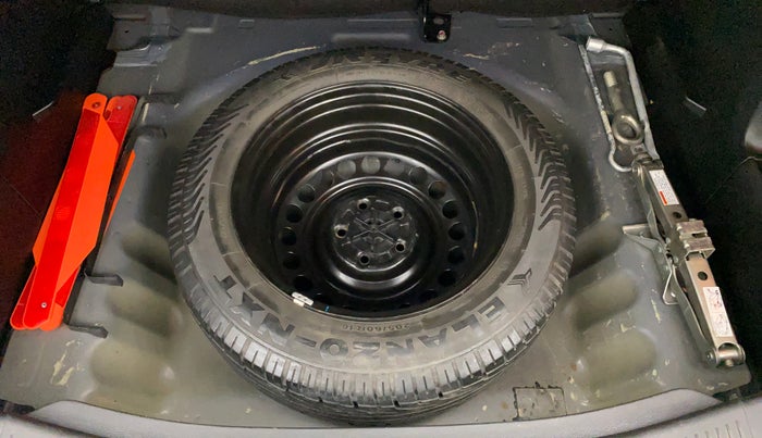 2015 Maruti S Cross ALPHA 1.3, Diesel, Manual, 59,880 km, Spare Tyre