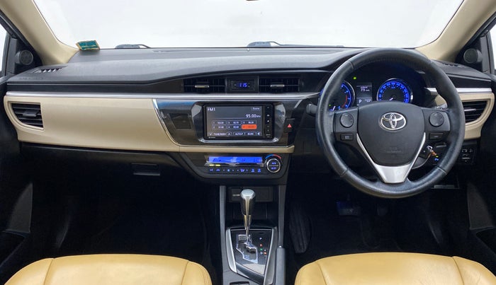2014 Toyota Corolla Altis G AT, Petrol, Automatic, 98,018 km, Dashboard