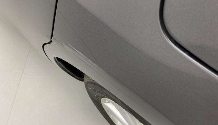 2014 Toyota Corolla Altis G AT, Petrol, Automatic, 98,018 km, Left quarter panel - Slightly dented