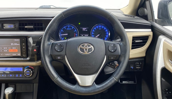 2014 Toyota Corolla Altis G AT, Petrol, Automatic, 98,018 km, Steering Wheel Close Up