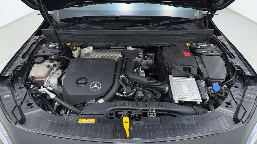 Open Bonnet (Engine)
