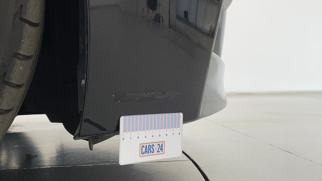 2015 BMW 3 30i M Sport, Automatic, 102779 km, Bumper Front Scratch