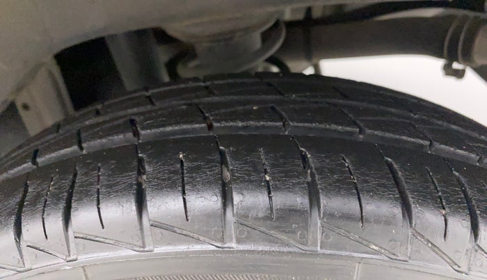2020 Maruti Alto VXI, Petrol, Manual, 25,157 km, Left Rear Tyre Tread