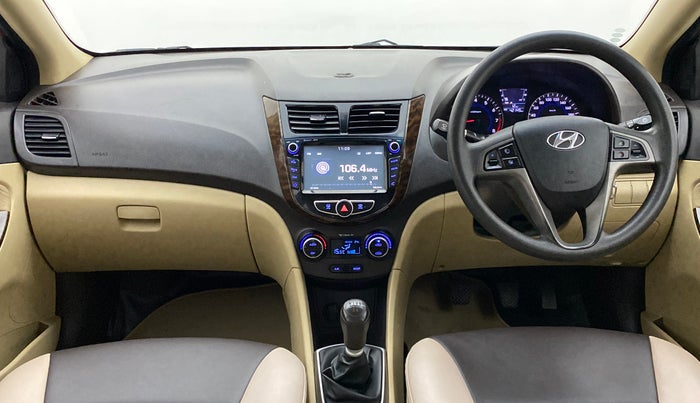 2016 Hyundai Verna FLUIDIC 1.6 SX VTVT, Petrol, Manual, 42,260 km, Dashboard
