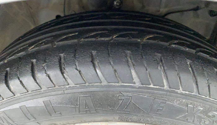 2016 Honda Jazz VX  1.2, Petrol, Manual, 82,180 km, Right Front Tyre Tread
