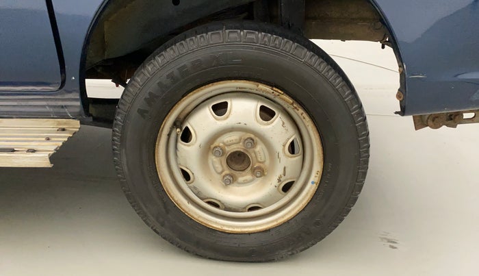2011 Maruti Eeco 7 STR, Petrol, Manual, 48,000 km, Left Rear Wheel