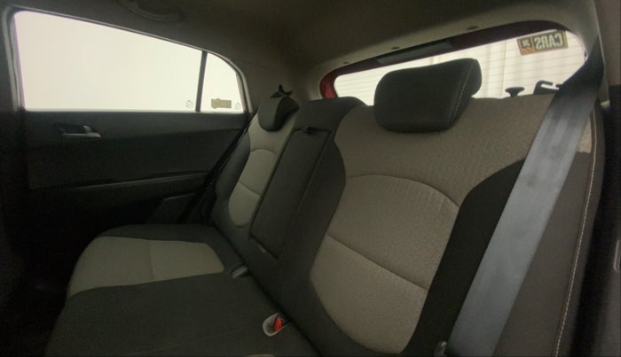 2016 Hyundai Creta SX PLUS 1.6 DIESEL, Diesel, Manual, 77,586 km, Right Side Rear Door Cabin
