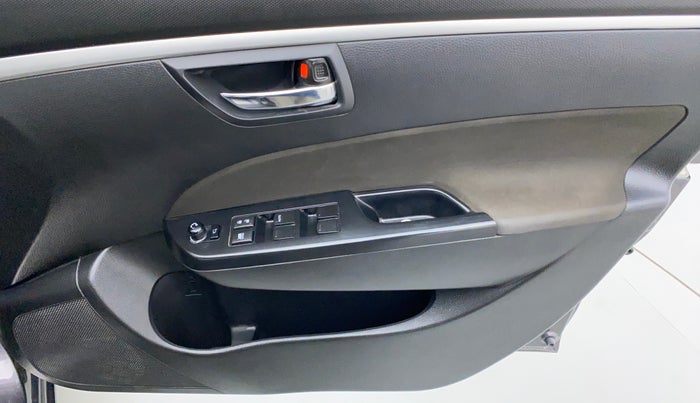 2017 Maruti Swift VXI D, Petrol, Manual, 30,435 km, Driver Side Door Panels Control