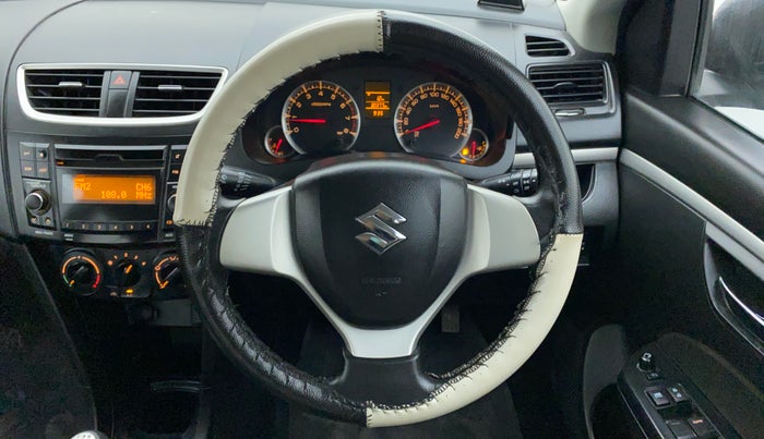 2017 Maruti Swift VXI D, Petrol, Manual, 30,435 km, Steering Wheel Close Up
