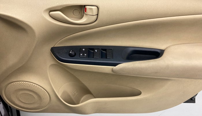 2018 Toyota YARIS J MT, Petrol, Manual, 37,679 km, Driver Side Door Panels Control