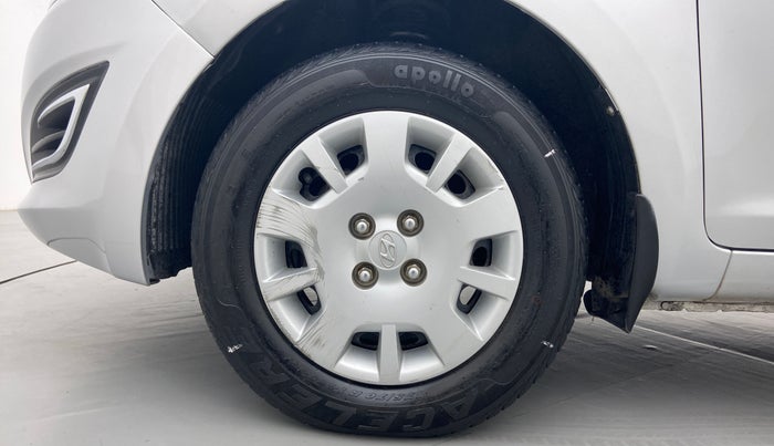 2013 Hyundai i20 MAGNA O 1.2, Petrol, Manual, 33,650 km, Left Front Wheel