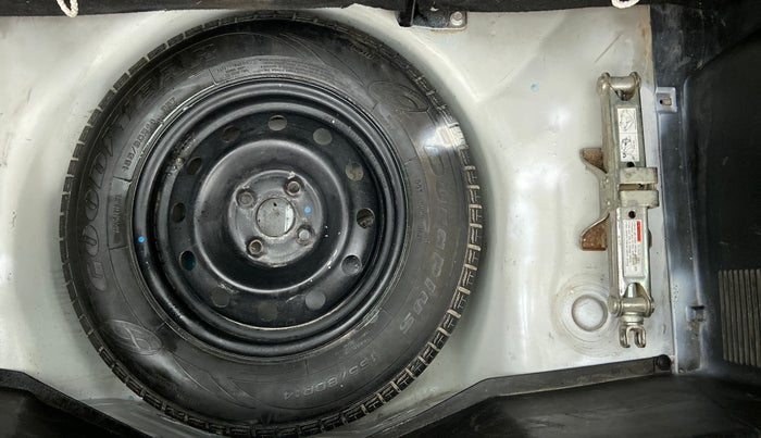 2016 Maruti Swift VDI ABS, Diesel, Manual, 1,07,508 km, Spare Tyre