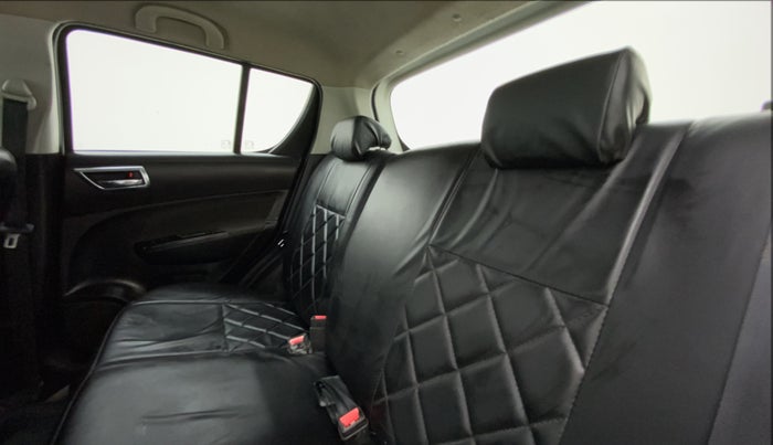 2016 Maruti Swift VDI ABS, Diesel, Manual, 1,07,508 km, Right Side Rear Door Cabin