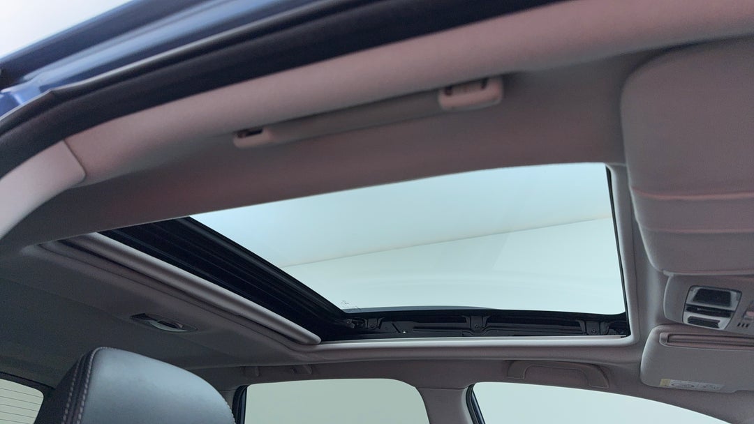 Interior Sunroof/Moonroof