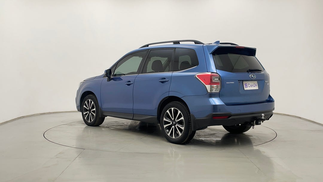 Left Back Diagonal (45- Degree) View