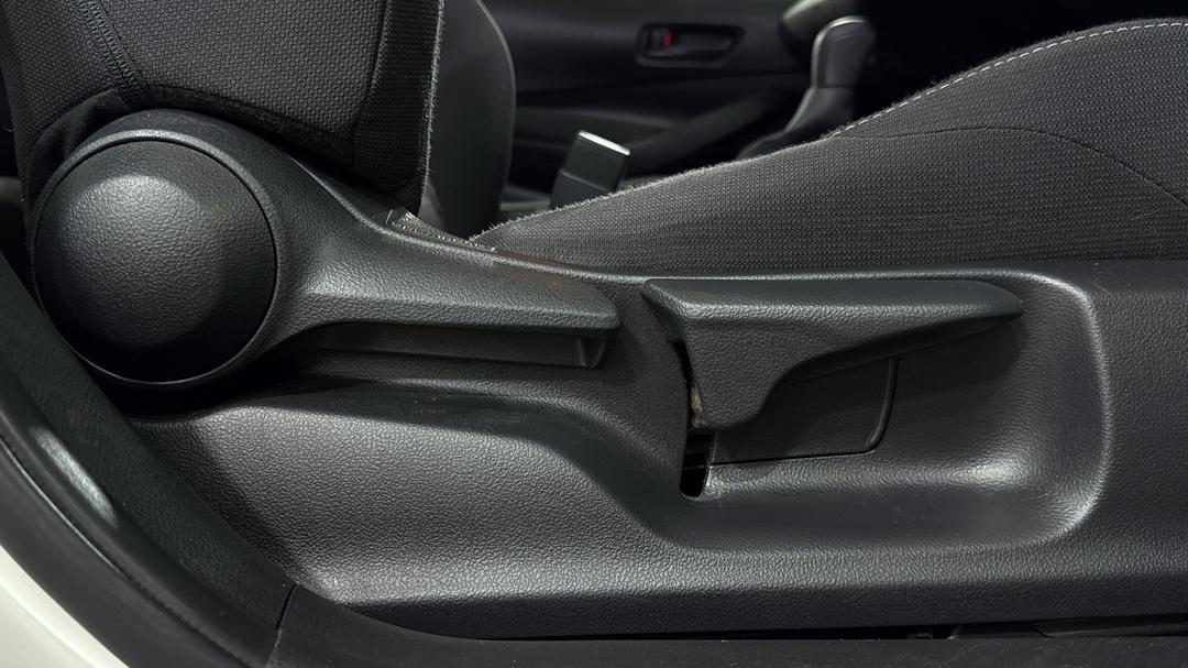 2019 Toyota Corolla Ascent Sport, Automatic, 56761 km, Drivers Side Adjustment Panel