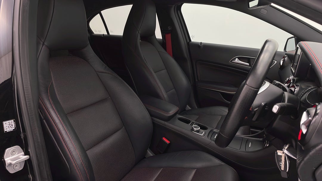 2014 Mercedes-benz A250 Sport, Automatic, 82405 km, Right Side Front Door Cabin View