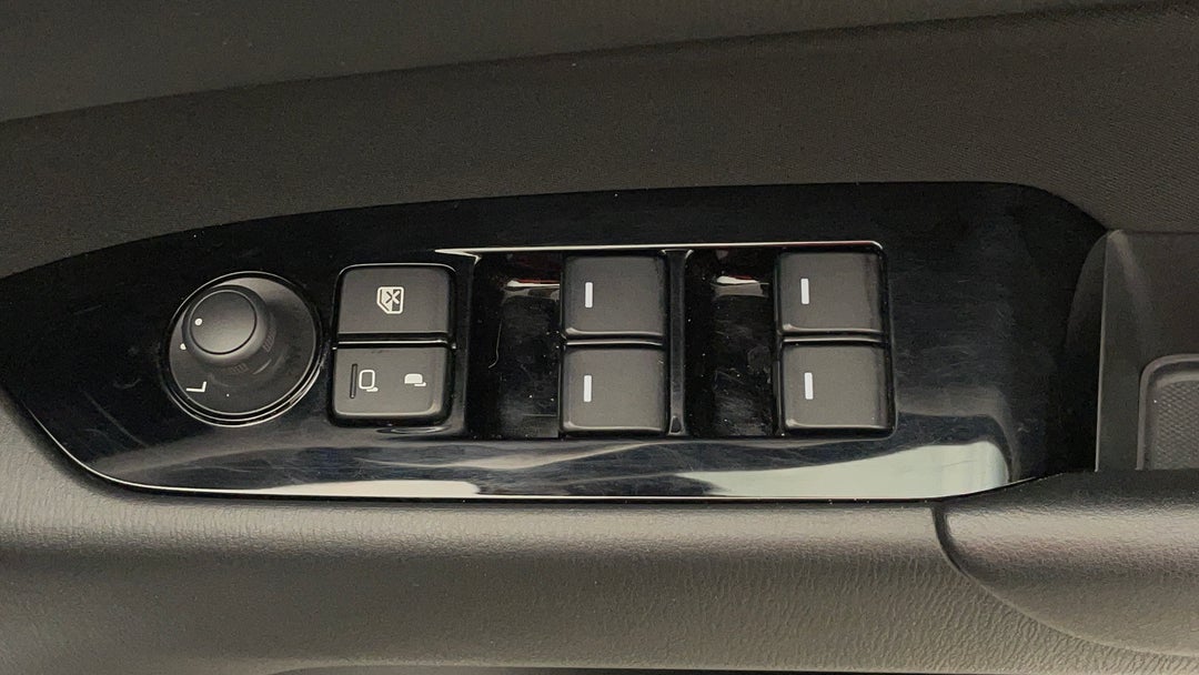 2023 Mazda CX-5 Maxx (fwd), Automatic, 39861 km, Drivers Side Door Panel Controls
