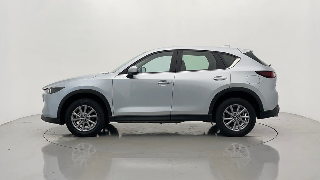 2023 Mazda CX-5 Maxx (fwd), Automatic, 39861 km, Left Side View