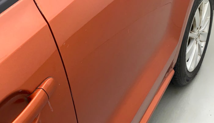 2015 Volkswagen Polo HIGHLINE1.5L DIESEL, Diesel, Manual, 87,074 km, Rear left door - Minor scratches