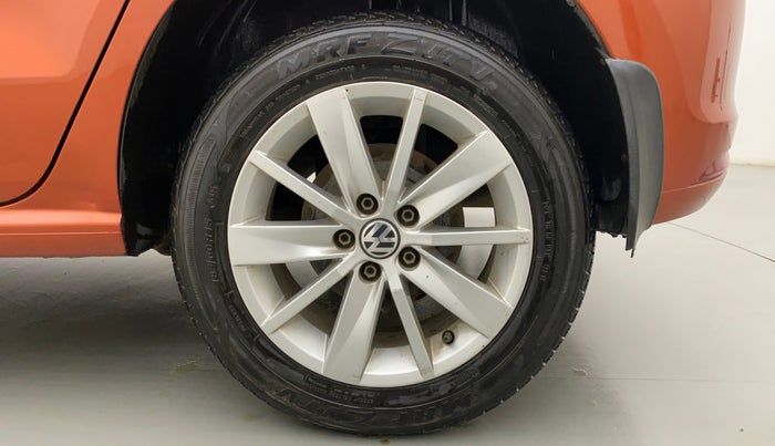 2015 Volkswagen Polo HIGHLINE1.5L DIESEL, Diesel, Manual, 87,074 km, Left Rear Wheel
