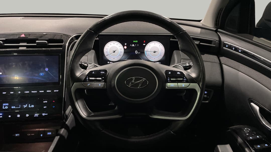 2021 Hyundai Tucson Highlander (AWD), Automatic, 66853 km, Steering Wheel Close-up