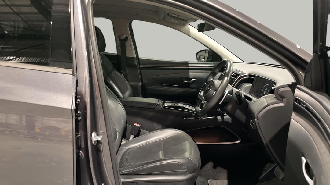2021 Hyundai Tucson Highlander (AWD), Automatic, 66853 km, Right Side Front Door Cabin View