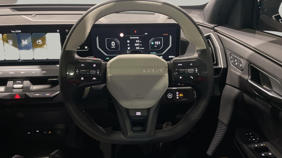 2025 Kia Ev5 Gt-line AWD Lr, Automatic, 18715 km, Steering Wheel Close-up