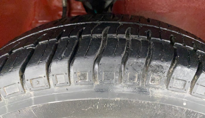 2018 Maruti Alto 800 LXI, Petrol, Manual, 8,529 km, Right Front Tyre Tread