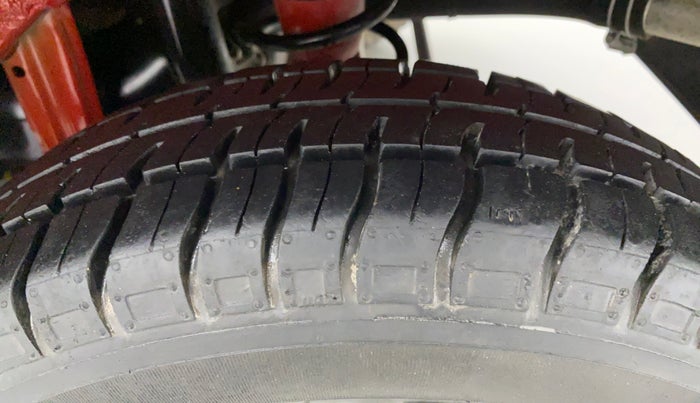 2018 Maruti Alto 800 LXI, Petrol, Manual, 8,529 km, Left Rear Tyre Tread