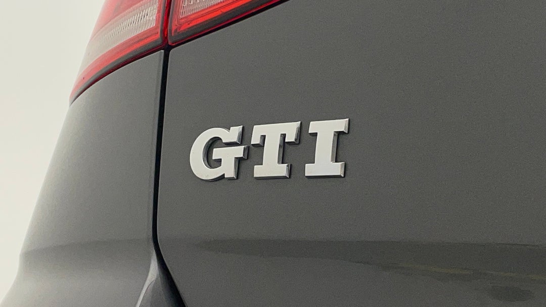 Badge (Boot Left Side)