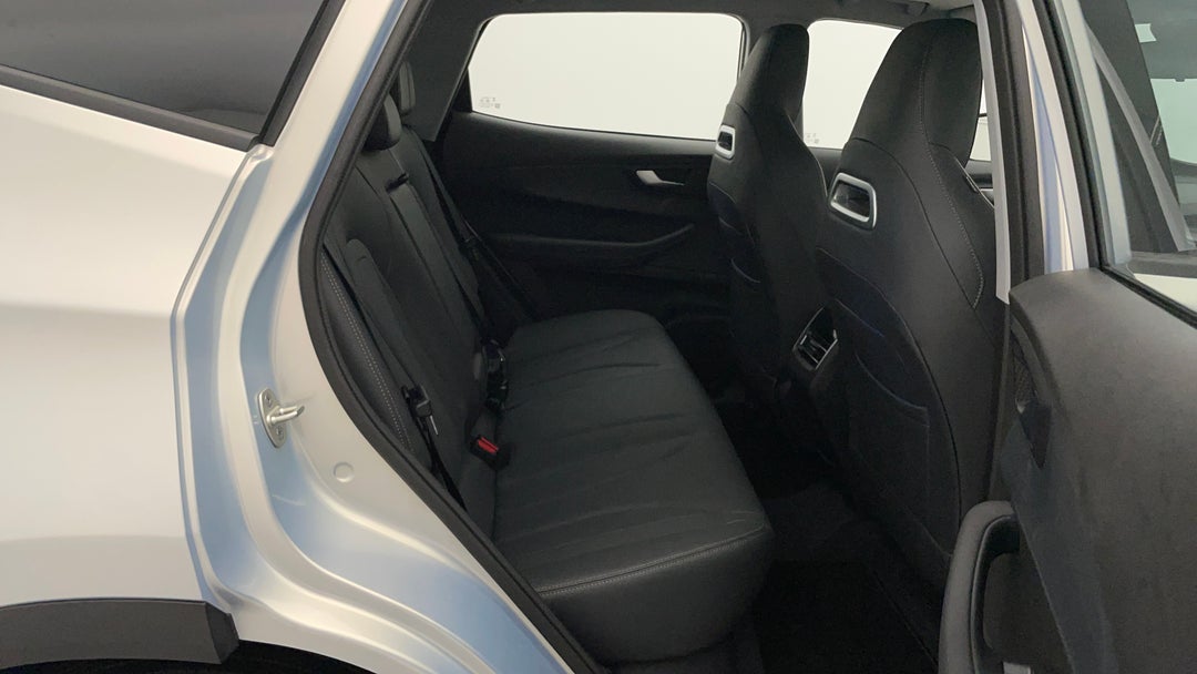 2025 Chery Tiggo 4 Pro Ultimate, Automatic, 3102 km, Right Side Rear Door Cabin View