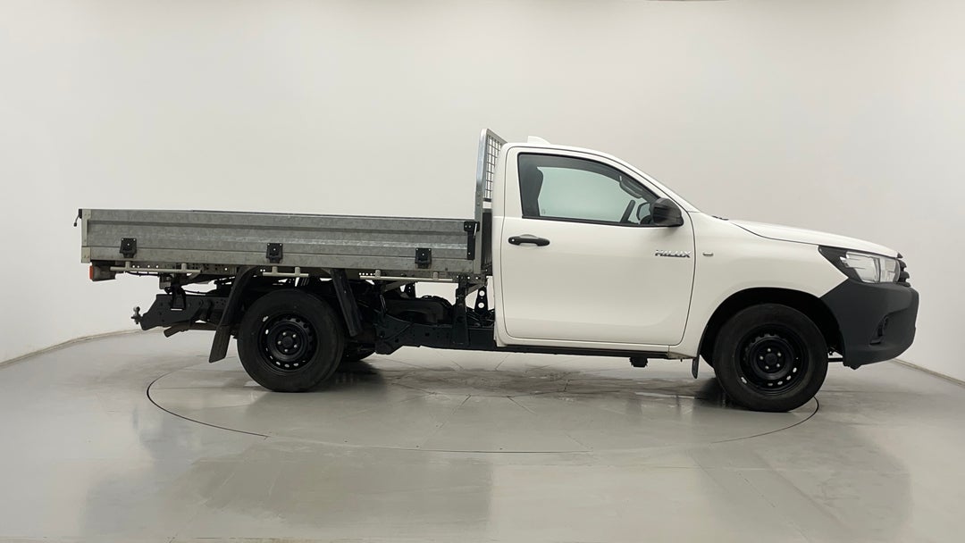2021 Toyota Hilux Workmate (4x2), Automatic, 20233 km, Right Side View