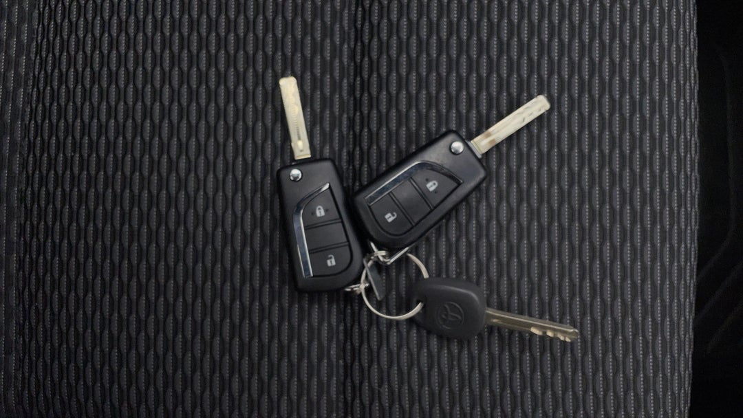 2021 Toyota Hilux Workmate (4x2), Automatic, 20233 km, Key Close-up