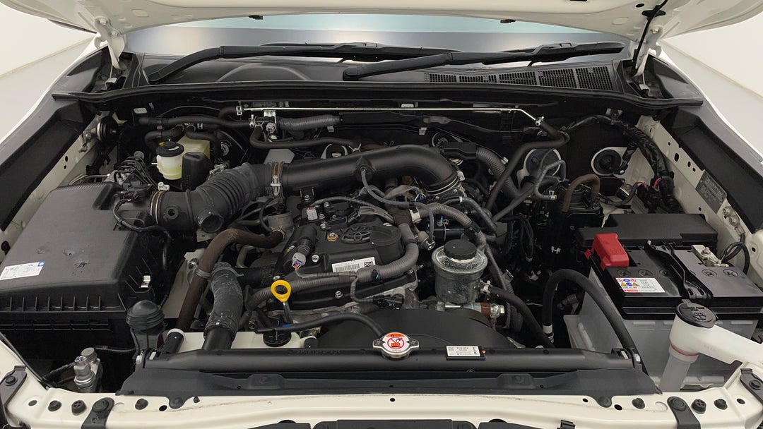 2021 Toyota Hilux Workmate (4x2), Automatic, 20233 km, Open Bonnet (Engine)