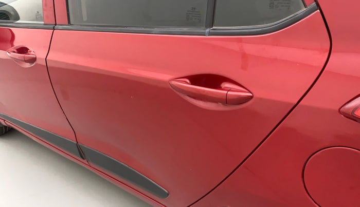 2017 Hyundai Grand i10 SPORTZ (O) 1.2 KAPPA VTVT, Petrol, Manual, 67,991 km, Rear left door - Paint has faded