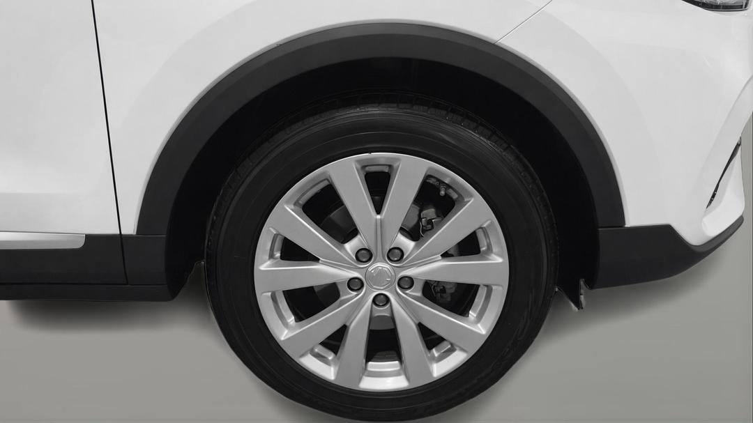 2023 MG Zst Core, Automatic, 25727 km, Right Front Wheel