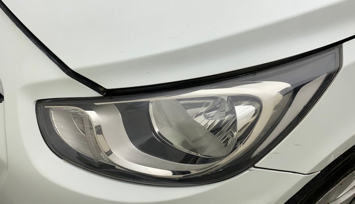2011 Hyundai Verna FLUIDIC 1.4 VTVT, CNG, Manual, 37,023 km, Left headlight - Minor scratches